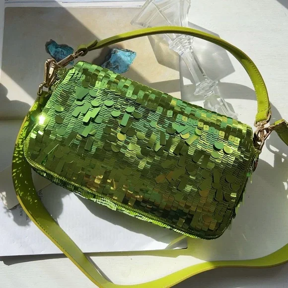 FENDI 'Sex and the City' Sequin Baguette With Strap 2022 - Picture 2 of 5